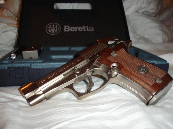 Beretta 84 4